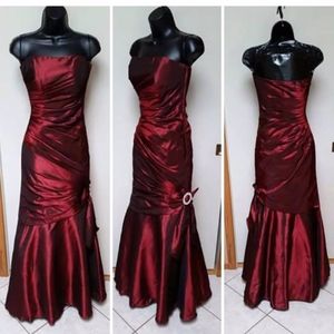 Eden Maid Burgundy Red Evening Gown sz 0